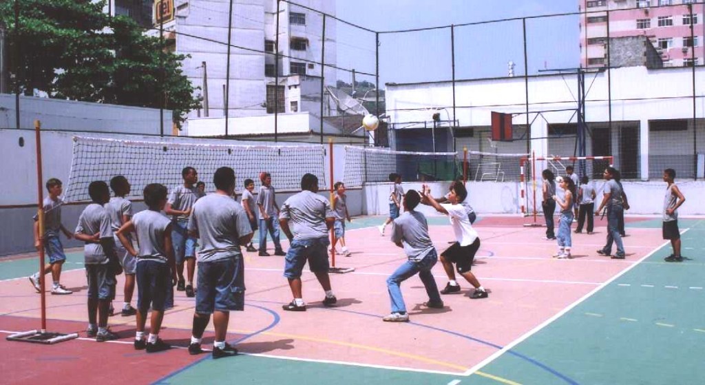 Recreio Alegre em escolas.